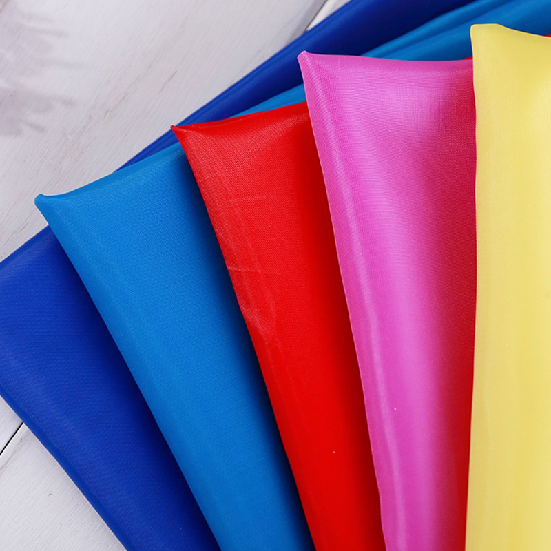 Fabraic poileistir Taffeta daite breathable